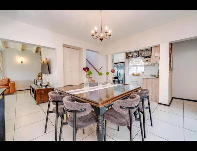 3 BEDROOM HOUSE FOR SALE IN NORTHCLIFF